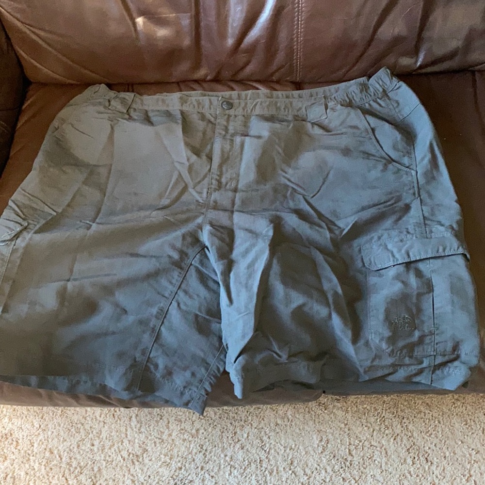 The North Face cargo hybrid shorts